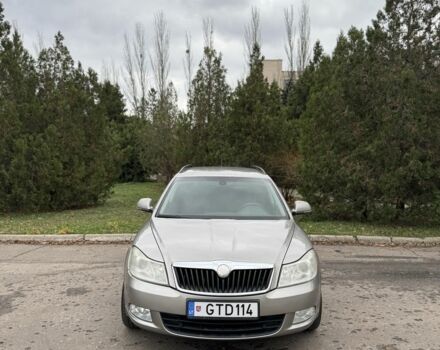 Бежевый Шкода Октавия, объемом двигателя 2 л и пробегом 250 тыс. км за 3950 $, фото 1 на Automoto.ua