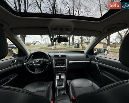 Бежевый Шкода Октавия, объемом двигателя 2 л и пробегом 278 тыс. км за 9400 $, фото 18 на Automoto.ua