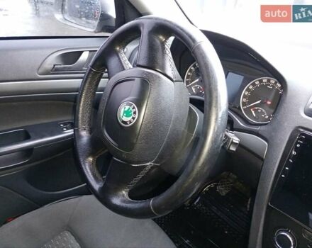 Бежевий Шкода Октавія, об'ємом двигуна 1.97 л та пробігом 294 тис. км за 8100 $, фото 6 на Automoto.ua