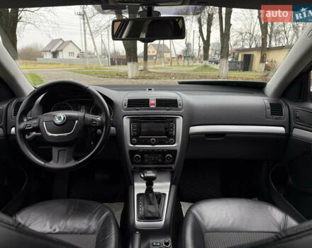 Бежевый Шкода Октавия, объемом двигателя 2 л и пробегом 278 тыс. км за 9400 $, фото 17 на Automoto.ua