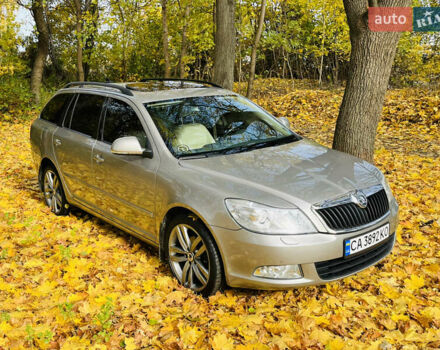 Шкода Октавия 2012 в Умани на Automoto.ua Бежевый Шкода Октавия, объемом двигателя 1.6 л и пробегом 208 тыс. км за 8800 $, фото 5 на Automoto.ua