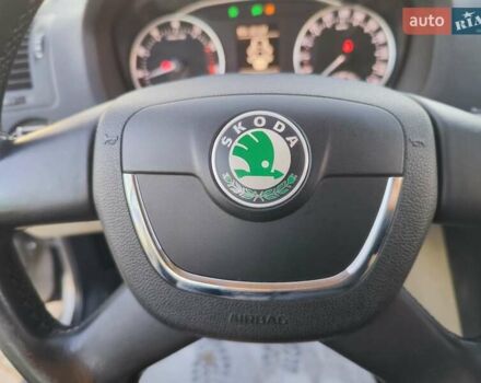 Бежевый Шкода Октавия, объемом двигателя 1.8 л и пробегом 190 тыс. км за 7555 $, фото 27 на Automoto.ua