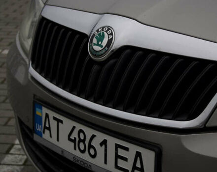 Бежевый Шкода Октавия, объемом двигателя 1.6 л и пробегом 286 тыс. км за 7500 $, фото 16 на Automoto.ua