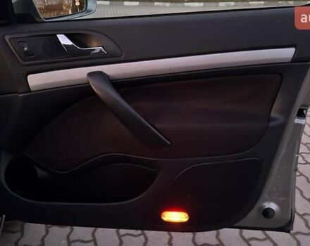 Бежевий Шкода Октавія, об'ємом двигуна 1.6 л та пробігом 107 тис. км за 10000 $, фото 24 на Automoto.ua