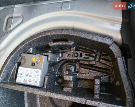 Бежевый Шкода Октавия, объемом двигателя 1.8 л и пробегом 190 тыс. км за 7555 $, фото 5 на Automoto.ua