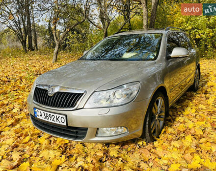 Шкода Октавия 2012 в Умани на Automoto.ua Бежевый Шкода Октавия, объемом двигателя 1.6 л и пробегом 208 тыс. км за 8800 $, фото 1 на Automoto.ua