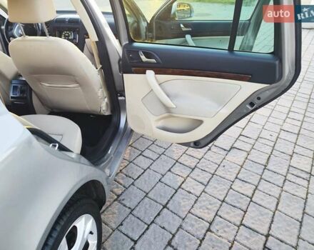 Бежевый Шкода Октавия, объемом двигателя 1.8 л и пробегом 190 тыс. км за 7555 $, фото 48 на Automoto.ua