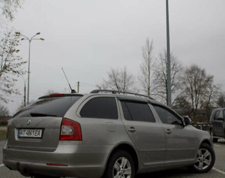 Бежевый Шкода Октавия, объемом двигателя 1.6 л и пробегом 286 тыс. км за 7500 $, фото 10 на Automoto.ua