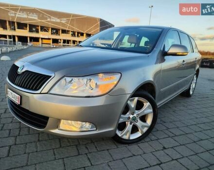 Бежевый Шкода Октавия, объемом двигателя 1.8 л и пробегом 190 тыс. км за 7555 $, фото 74 на Automoto.ua