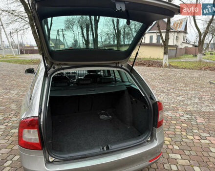 Бежевый Шкода Октавия, объемом двигателя 2 л и пробегом 278 тыс. км за 9400 $, фото 31 на Automoto.ua