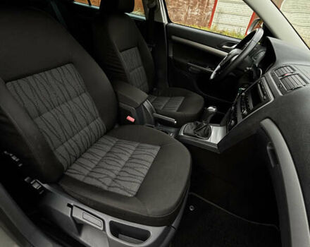 Шкода Октавія 2012 у Харкові на Automoto.ua Бежевий Шкода Октавія, об'ємом двигуна 1.8 л та пробігом 219 тис. км за 8700 $, фото 17 на Automoto.ua