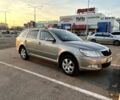 Бежевый Шкода Октавия, объемом двигателя 1.6 л и пробегом 230 тыс. км за 8065 $, фото 1 на Automoto.ua