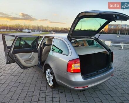 Бежевый Шкода Октавия, объемом двигателя 1.8 л и пробегом 190 тыс. км за 7555 $, фото 54 на Automoto.ua