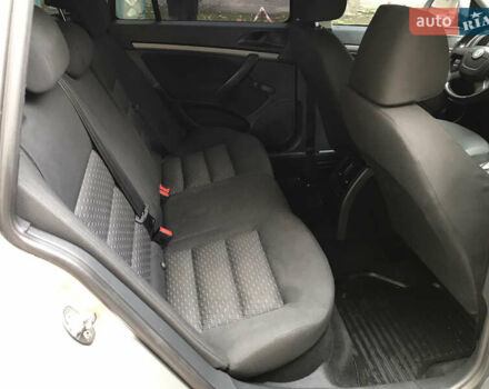 Бежевый Шкода Октавия, объемом двигателя 1.97 л и пробегом 292 тыс. км за 7300 $, фото 12 на Automoto.ua