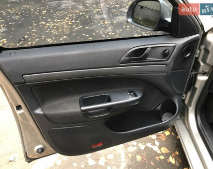 Бежевый Шкода Октавия, объемом двигателя 1.97 л и пробегом 292 тыс. км за 7300 $, фото 9 на Automoto.ua