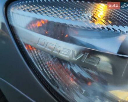 Бежевый Шкода Октавия, объемом двигателя 1.8 л и пробегом 190 тыс. км за 7555 $, фото 62 на Automoto.ua