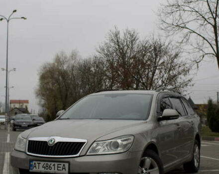 Бежевый Шкода Октавия, объемом двигателя 1.6 л и пробегом 286 тыс. км за 7500 $, фото 17 на Automoto.ua