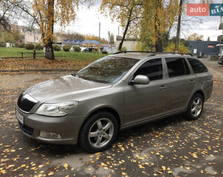Бежевый Шкода Октавия, объемом двигателя 1.97 л и пробегом 292 тыс. км за 7300 $, фото 2 на Automoto.ua