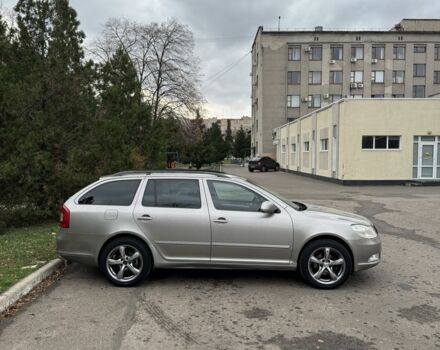 Бежевый Шкода Октавия, объемом двигателя 2 л и пробегом 250 тыс. км за 3950 $, фото 3 на Automoto.ua