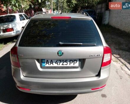 Шкода Октавия 2013 в Киеве на Automoto.ua Бежевый Шкода Октавия, объемом двигателя 1.8 л и пробегом 225 тыс. км за 9400 $, фото 4 на Automoto.ua