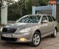 Бежевый Шкода Октавия, объемом двигателя 1.8 л и пробегом 220 тыс. км за 6550 $, фото 1 на Automoto.ua