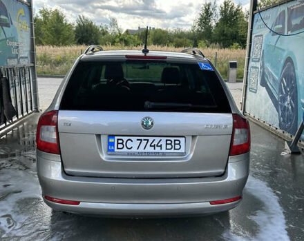 Бежевий Шкода Октавія, об'ємом двигуна 1.6 л та пробігом 300 тис. км за 8200 $, фото 3 на Automoto.ua