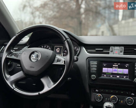 Бежевый Шкода Октавия, объемом двигателя 1.97 л и пробегом 335 тыс. км за 10900 $, фото 25 на Automoto.ua