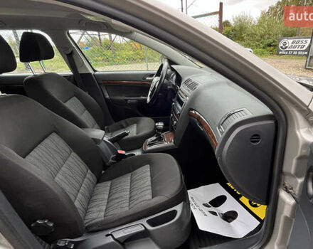 Бежевий Шкода Октавія, об'ємом двигуна 1.8 л та пробігом 350 тис. км за 7800 $, фото 18 на Automoto.ua