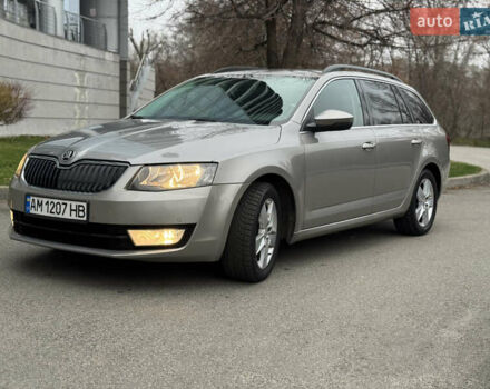 Бежевый Шкода Октавия, объемом двигателя 1.97 л и пробегом 335 тыс. км за 10900 $, фото 10 на Automoto.ua