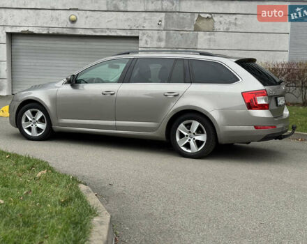 Бежевый Шкода Октавия, объемом двигателя 1.97 л и пробегом 335 тыс. км за 10900 $, фото 8 на Automoto.ua