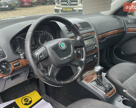 Бежевий Шкода Октавія, об'ємом двигуна 1.8 л та пробігом 350 тис. км за 7800 $, фото 9 на Automoto.ua