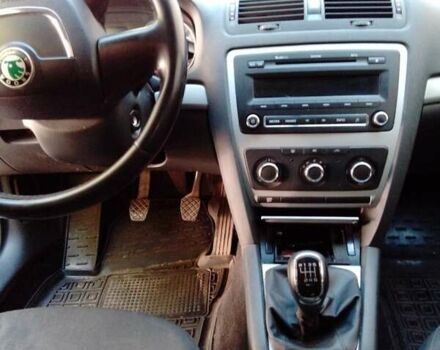 Шкода Октавия 2013 в Киеве на Automoto.ua Бежевый Шкода Октавия, объемом двигателя 1.8 л и пробегом 225 тыс. км за 9400 $, фото 13 на Automoto.ua