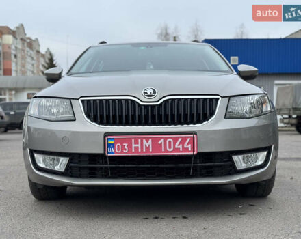 Бежевый Шкода Октавия, объемом двигателя 1.6 л и пробегом 160 тыс. км за 13500 $, фото 9 на Automoto.ua