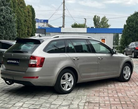 Шкода Октавия 2014 в Белой Церкве на Automoto.ua Бежевый Шкода Октавия, объемом двигателя 1.6 л и пробегом 238 тыс. км за 11250 $, фото 2 на Automoto.ua