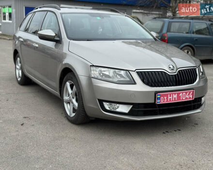 Бежевый Шкода Октавия, объемом двигателя 1.6 л и пробегом 160 тыс. км за 13500 $, фото 3 на Automoto.ua
