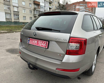 Бежевый Шкода Октавия, объемом двигателя 1.6 л и пробегом 160 тыс. км за 13500 $, фото 17 на Automoto.ua