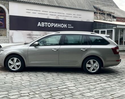 Шкода Октавия 2014 в Белой Церкве на Automoto.ua Бежевый Шкода Октавия, объемом двигателя 1.6 л и пробегом 238 тыс. км за 11250 $, фото 5 на Automoto.ua
