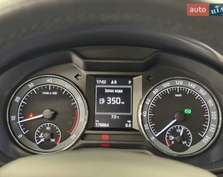 Бежевый Шкода Октавия, объемом двигателя 1.8 л и пробегом 178 тыс. км за 13999 $, фото 113 на Automoto.ua