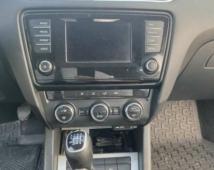 Бежевий Шкода Октавія, об'ємом двигуна 1.97 л та пробігом 298 тис. км за 11100 $, фото 11 на Automoto.ua