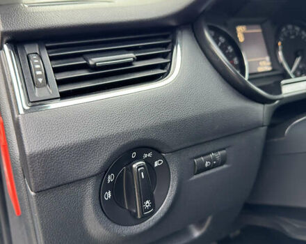 Бежевый Шкода Октавия, объемом двигателя 1.6 л и пробегом 160 тыс. км за 13500 $, фото 34 на Automoto.ua