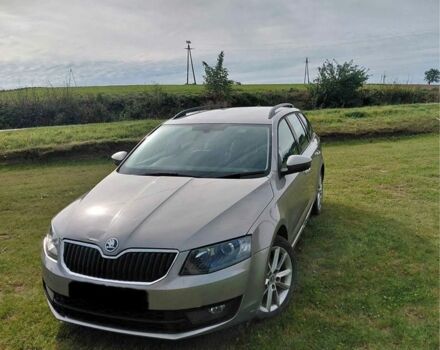 Бежевый Шкода Октавия, объемом двигателя 2 л и пробегом 250 тыс. км за 4000 $, фото 3 на Automoto.ua