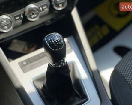 Бежевый Шкода Октавия, объемом двигателя 2 л и пробегом 215 тыс. км за 11200 $, фото 17 на Automoto.ua