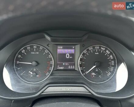 Бежевый Шкода Октавия, объемом двигателя 2 л и пробегом 218 тыс. км за 11550 $, фото 22 на Automoto.ua