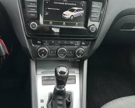 Бежевый Шкода Октавия, объемом двигателя 2 л и пробегом 218 тыс. км за 11550 $, фото 20 на Automoto.ua