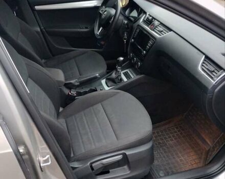 Бежевый Шкода Октавия, объемом двигателя 2 л и пробегом 261 тыс. км за 11800 $, фото 8 на Automoto.ua