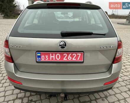Бежевый Шкода Октавия, объемом двигателя 2 л и пробегом 218 тыс. км за 11550 $, фото 7 на Automoto.ua
