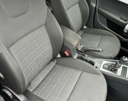 Бежевый Шкода Октавия, объемом двигателя 2 л и пробегом 218 тыс. км за 11550 $, фото 27 на Automoto.ua