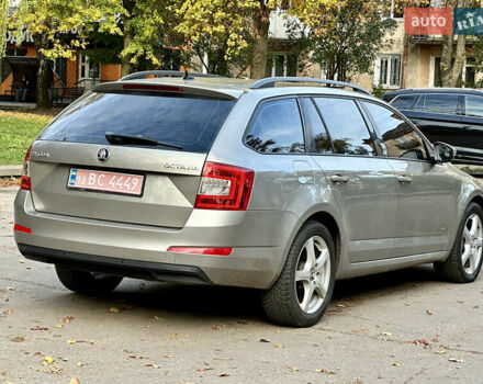 Шкода Октавия 2015 в Ровно на Automoto.ua Бежевый Шкода Октавия, объемом двигателя 2.01 л и пробегом 270 тыс. км за 10999 $, фото 12 на Automoto.ua