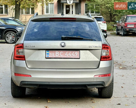 Шкода Октавия 2015 в Ровно на Automoto.ua Бежевый Шкода Октавия, объемом двигателя 2.01 л и пробегом 270 тыс. км за 10999 $, фото 10 на Automoto.ua