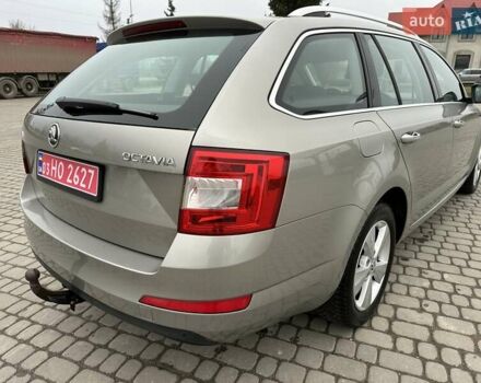 Бежевый Шкода Октавия, объемом двигателя 2 л и пробегом 218 тыс. км за 11550 $, фото 6 на Automoto.ua